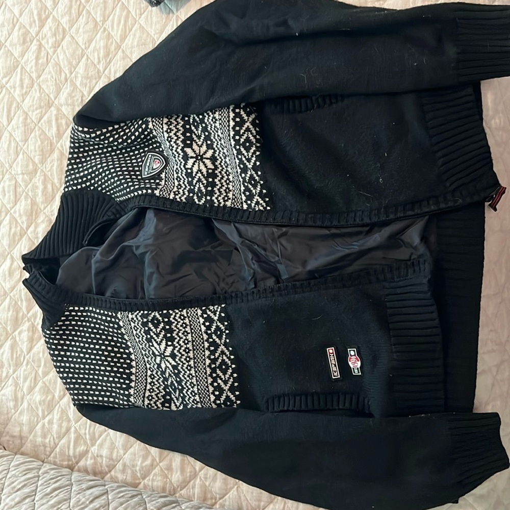 Icepeak means ski sweater